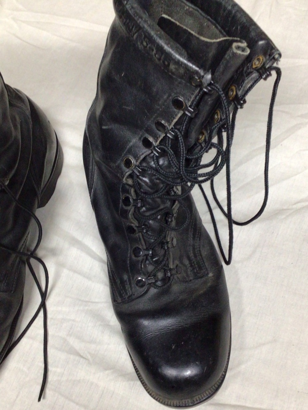 Men's Black Lace-Up Leather Combat Boots